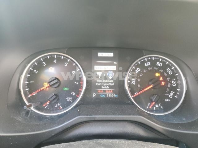 Photo 4 of 2022 TOYOTA RAV4 XLE PREMIUM (VIN 2T3C1RFV5NW204362)