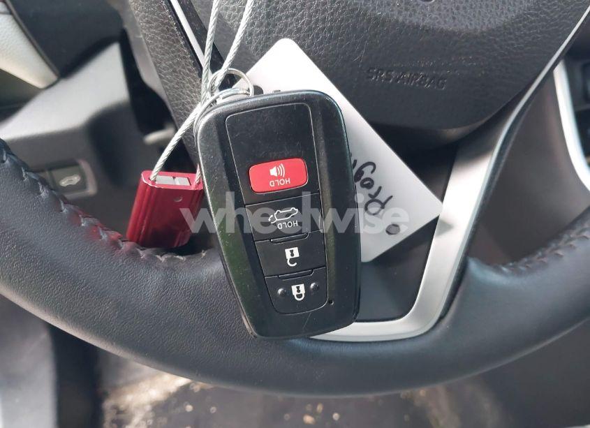 Photo 11 of 2022 Toyota Rav4 XLE PREMIUM (VIN 2T3C1RFV5NW211019)