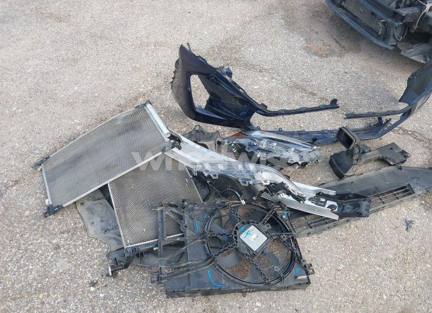 Photo 12 of 2022 Toyota Rav4 XLE PREMIUM (VIN 2T3C1RFV5NW211019)