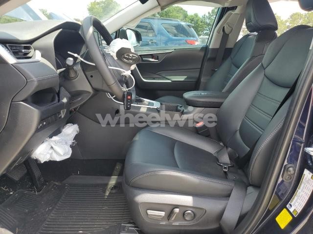 Photo 7 of 2022 TOYOTA RAV4 XLE PREMIUM (VIN 2T3C1RFV5NW225650)