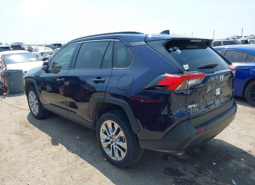 Photo 3 of 2023 Toyota Rav4 XLE PREMIUM (VIN 2T3C1RFV5PW294034)