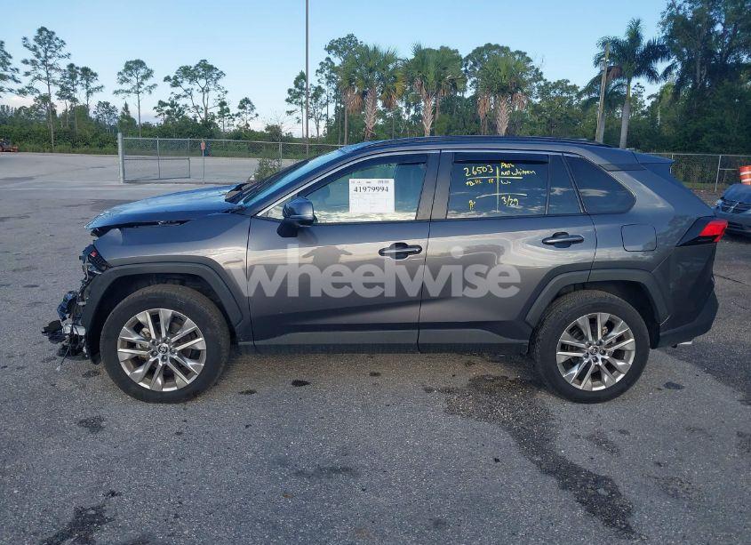 Photo 15 of 2024 Toyota Rav4 XLE PREMIUM (VIN 2T3C1RFV5RC252063)