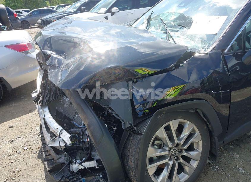 Photo 6 of 2024 Toyota Rav4 XLE PREMIUM (VIN 2T3C1RFV5RC273009)