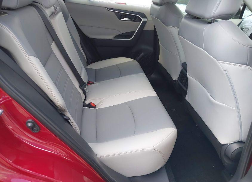 Photo 8 of 2024 Toyota Rav4 XLE PREMIUM (VIN 2T3C1RFV5RW320814)