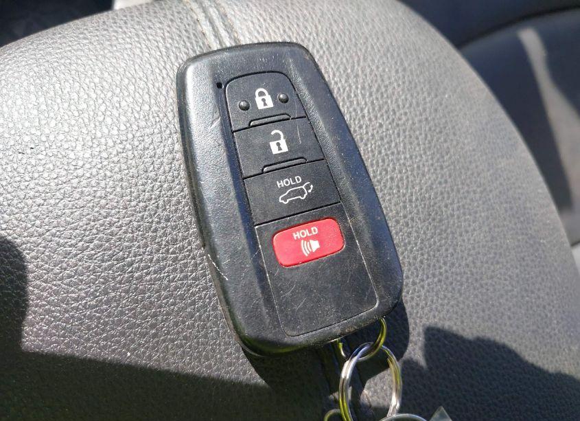 Photo 11 of 2019 Toyota Rav4 XLE PREMIUM (VIN 2T3C1RFV6KC015961)