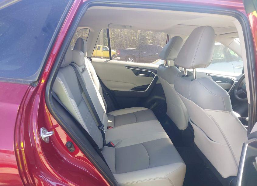 Photo 8 of 2019 Toyota Rav4 XLE PREMIUM (VIN 2T3C1RFV6KW045458)