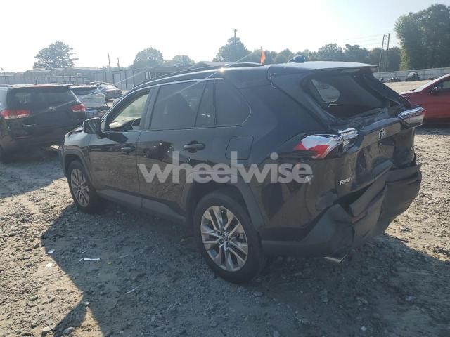 Photo 13 of 2020 TOYOTA RAV4 XLE PREMIUM (VIN 2T3C1RFV6LC063588)