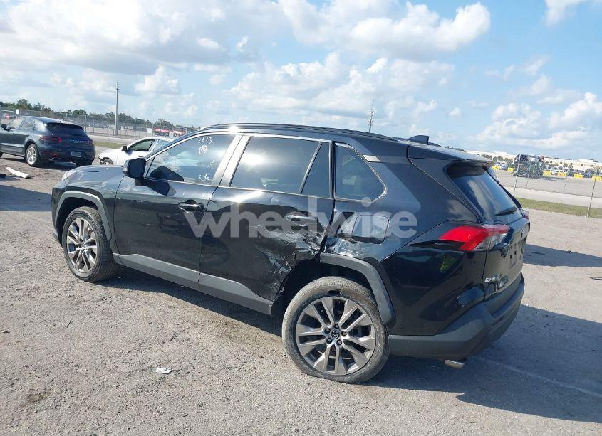 Photo 3 of 2020 Toyota Rav4 XLE PREMIUM (VIN 2T3C1RFV6LC072713)