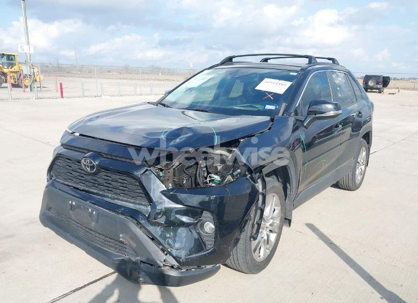 Photo 6 of 2021 Toyota Rav4 XLE PREMIUM (VIN 2T3C1RFV6MC127050)