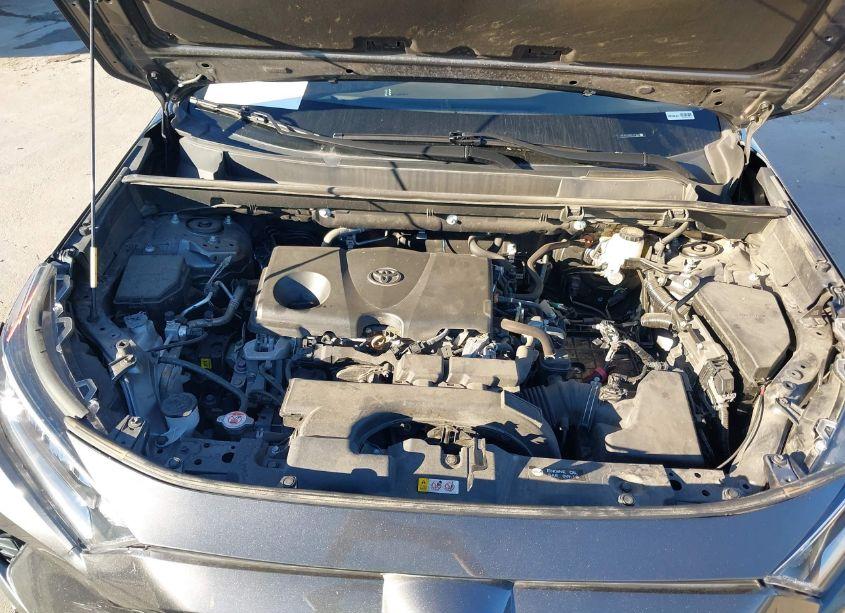 Photo 10 of 2021 Toyota Rav4 XLE PREMIUM (VIN 2T3C1RFV6MC167919)