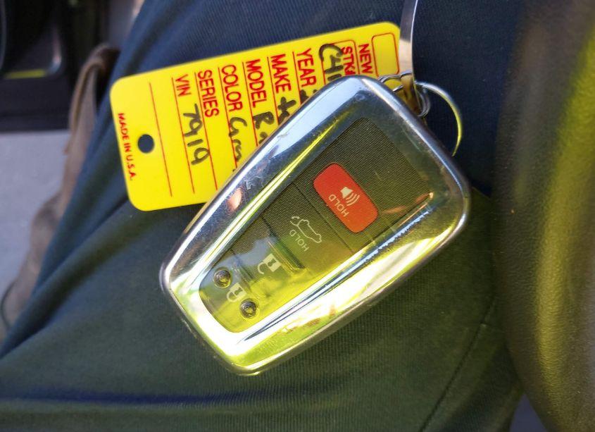 Photo 11 of 2021 Toyota Rav4 XLE PREMIUM (VIN 2T3C1RFV6MC167919)