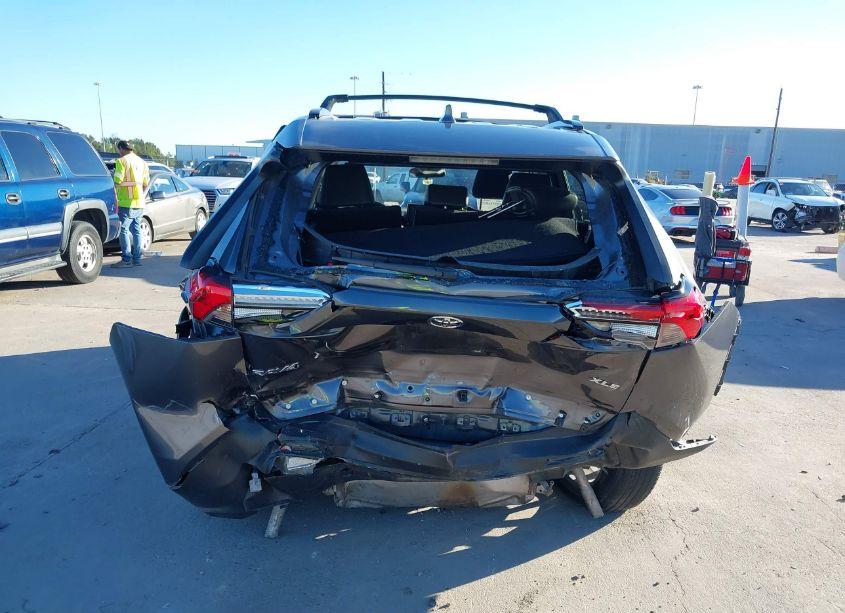 Photo 6 of 2021 Toyota Rav4 XLE PREMIUM (VIN 2T3C1RFV6MC167919)