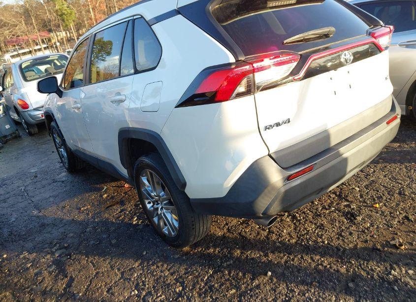 Photo 3 of 2021 Toyota Rav4 XLE PREMIUM (VIN 2T3C1RFV6MW146874)