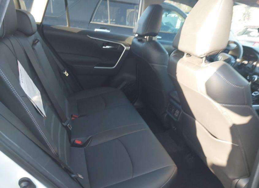 Photo 8 of 2021 Toyota Rav4 XLE PREMIUM (VIN 2T3C1RFV6MW146874)