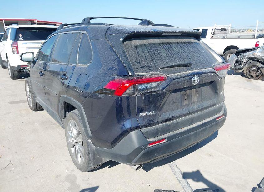 Photo 3 of 2023 Toyota Rav4 XLE PREMIUM (VIN 2T3C1RFV6PW266338)