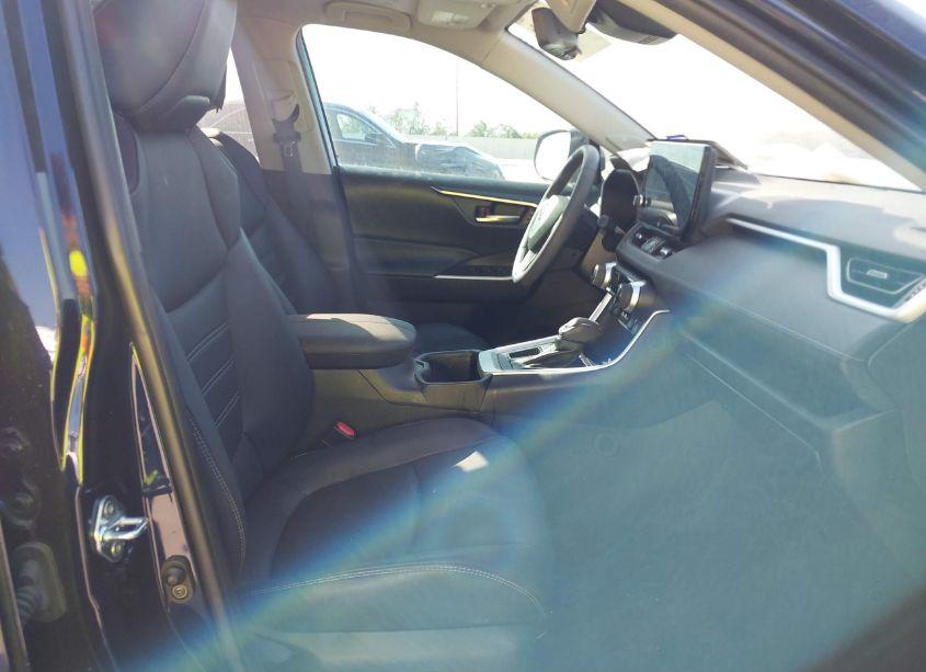 Photo 5 of 2023 Toyota Rav4 XLE PREMIUM (VIN 2T3C1RFV6PW266338)