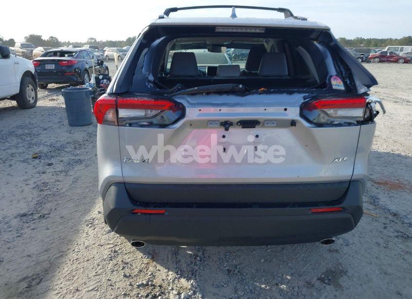 Photo 16 of 2024 Toyota Rav4 XLE PREMIUM (VIN 2T3C1RFV6RC261273)