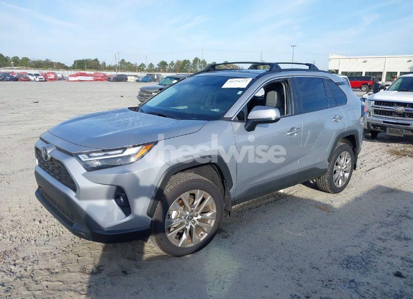 Photo 2 of 2024 Toyota Rav4 XLE PREMIUM (VIN 2T3C1RFV6RC261273)