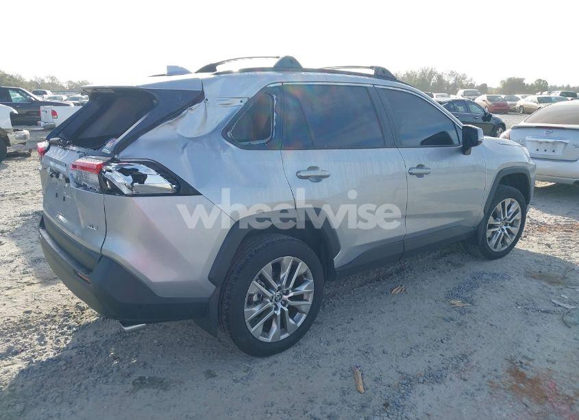 Photo 4 of 2024 Toyota Rav4 XLE PREMIUM (VIN 2T3C1RFV6RC261273)