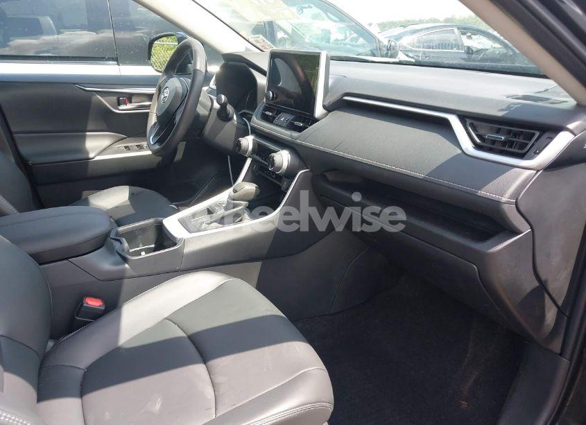 Photo 5 of 2024 Toyota Rav4 XLE PREMIUM (VIN 2T3C1RFV6RW326346)