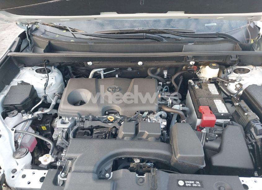 Photo 10 of 2024 Toyota Rav4 XLE PREMIUM (VIN 2T3C1RFV6RW354082)