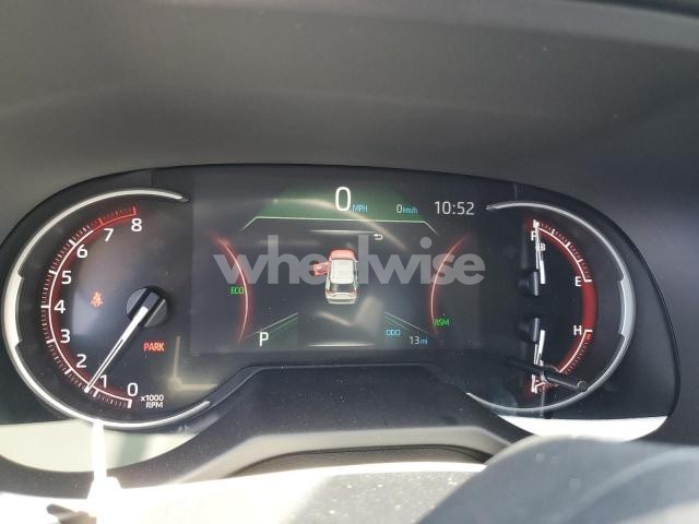 Photo 5 of 2025 TOYOTA RAV4 XLE PREMIUM (VIN 2T3C1RFV6SW393485)