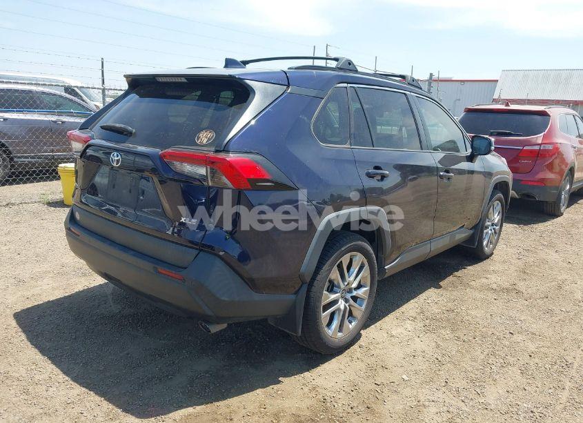 Photo 4 of 2019 Toyota Rav4 XLE PREMIUM (VIN 2T3C1RFV7KW031438)