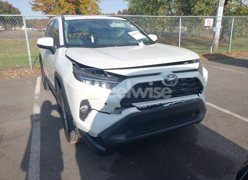 Photo 6 of 2021 Toyota Rav4 XLE PREMIUM (VIN 2T3C1RFV7MW120560)