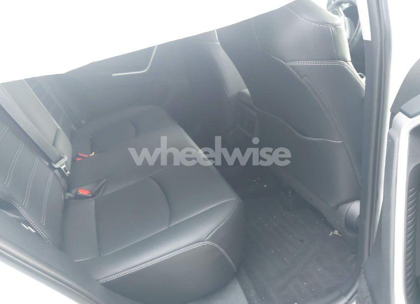 Photo 8 of 2021 Toyota Rav4 XLE PREMIUM (VIN 2T3C1RFV7MW120560)