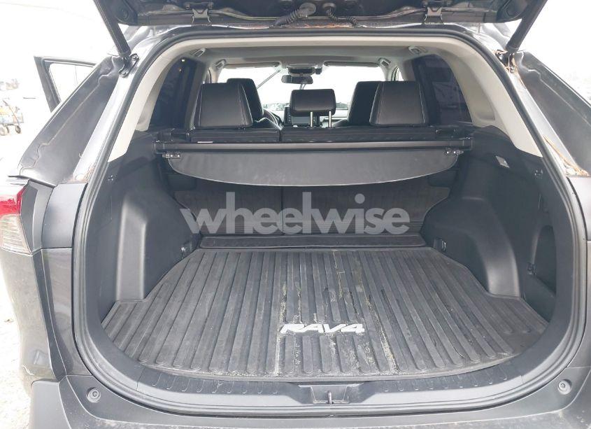 Photo 17 of 2021 Toyota Rav4 XLE PREMIUM (VIN 2T3C1RFV7MW149279)