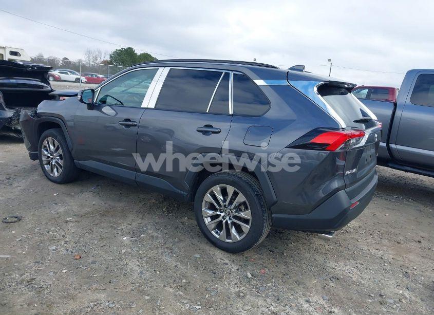 Photo 3 of 2021 Toyota Rav4 XLE PREMIUM (VIN 2T3C1RFV7MW149279)