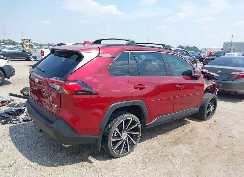 Photo 4 of 2023 Toyota Rav4 XLE PREMIUM (VIN 2T3C1RFV7PW300383)