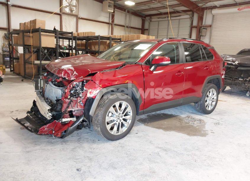 Photo 2 of 2024 Toyota Rav4 XLE PREMIUM (VIN 2T3C1RFV7RW351028)