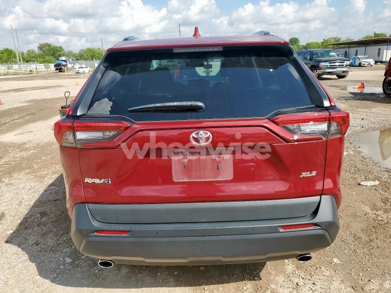 Photo 9 of 2020 TOYOTA RAV4 XLE PREMIUM (VIN 2T3C1RFV8LW097045)