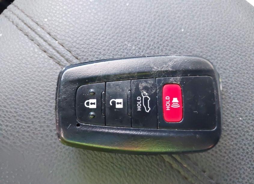 Photo 11 of 2020 Toyota Rav4 XLE PREMIUM (VIN 2T3C1RFV8LW098454)