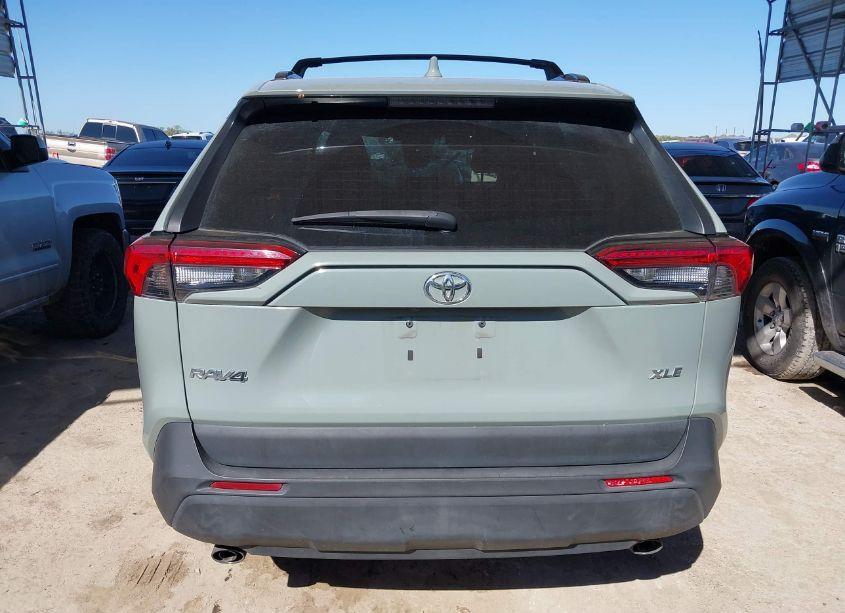 Photo 16 of 2020 Toyota Rav4 XLE PREMIUM (VIN 2T3C1RFV8LW098454)