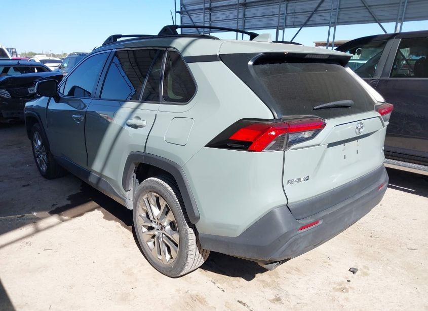 Photo 3 of 2020 Toyota Rav4 XLE PREMIUM (VIN 2T3C1RFV8LW098454)