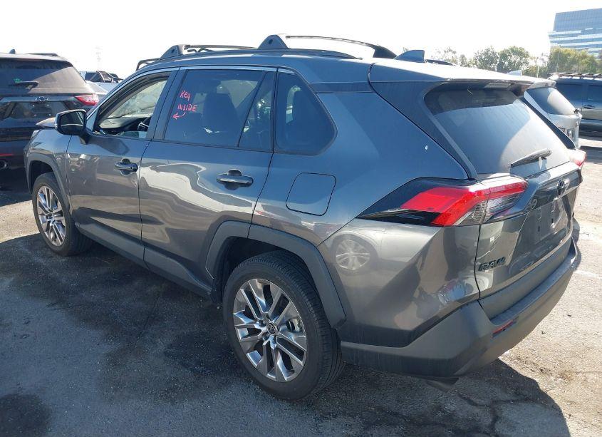 Photo 3 of 2021 Toyota Rav4 XLE PREMIUM (VIN 2T3C1RFV8MC137725)