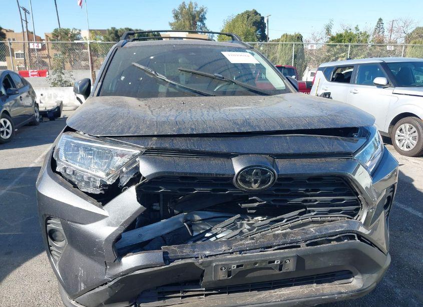 Photo 6 of 2021 Toyota Rav4 XLE PREMIUM (VIN 2T3C1RFV8MC137725)