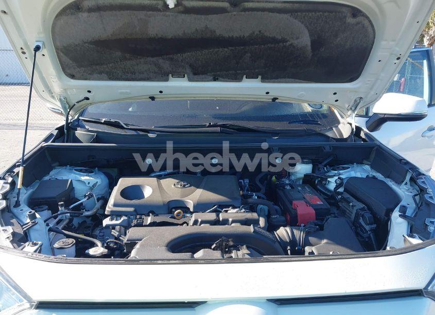 Photo 10 of 2021 Toyota Rav4 XLE PREMIUM (VIN 2T3C1RFV8MW117862)