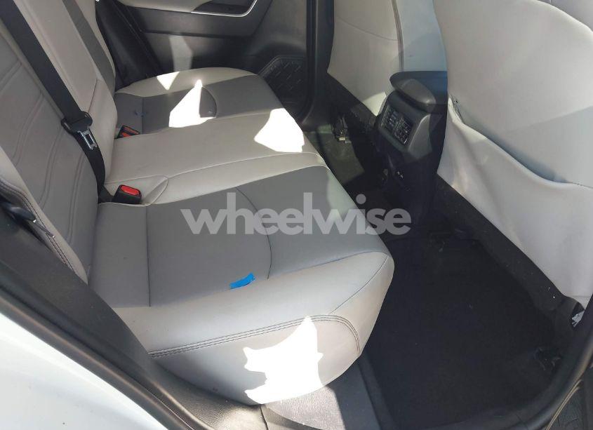 Photo 8 of 2021 Toyota Rav4 XLE PREMIUM (VIN 2T3C1RFV8MW117862)