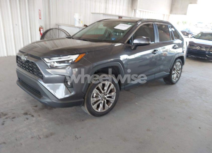 Photo 2 of 2022 Toyota Rav4 XLE PREMIUM (VIN 2T3C1RFV8NC192497)