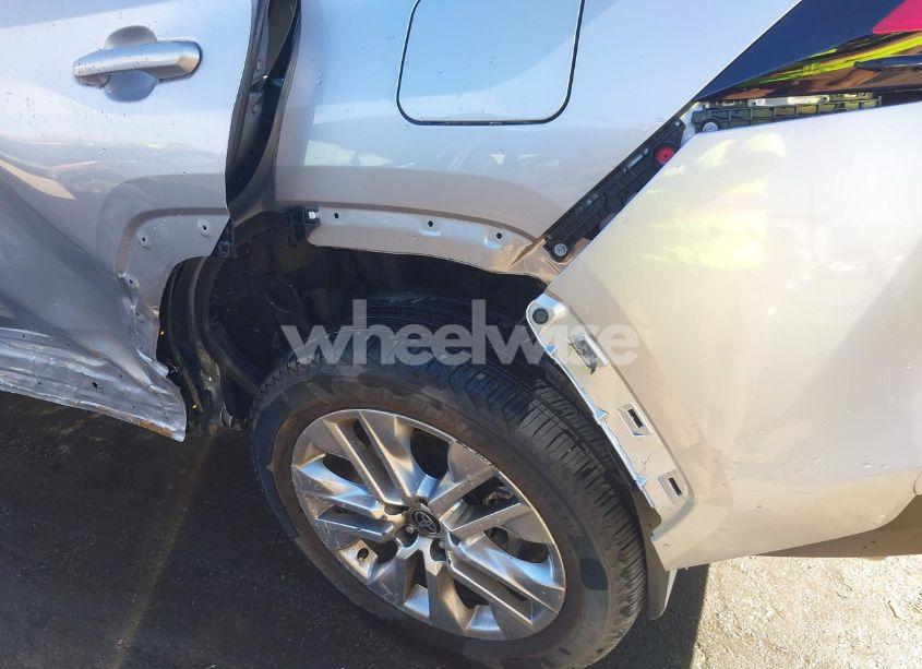 Photo 6 of 2024 Toyota Rav4 XLE PREMIUM (VIN 2T3C1RFV8RC292489)