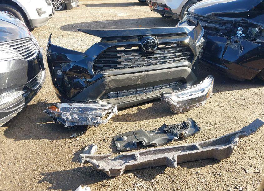 Photo 12 of 2024 Toyota Rav4 XLE PREMIUM (VIN 2T3C1RFV8RC294520)