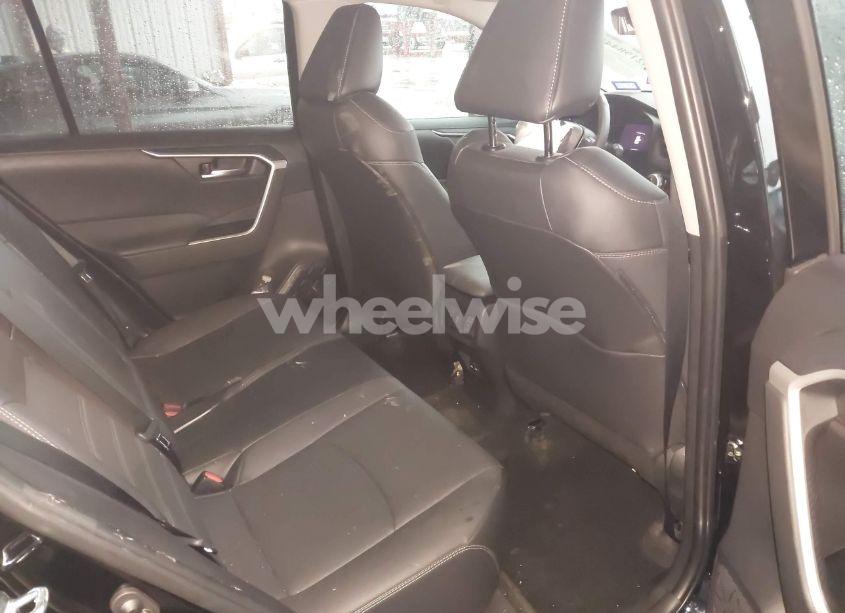 Photo 8 of 2024 Toyota Rav4 XLE PREMIUM (VIN 2T3C1RFV8RW305725)