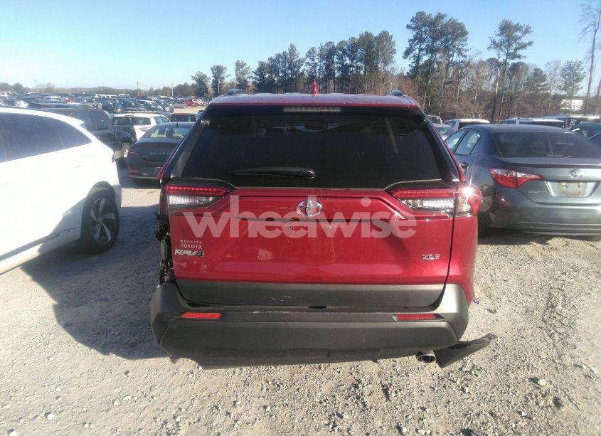 Photo 16 of 2024 Toyota Rav4 XLE PREMIUM (VIN 2T3C1RFV8RW314490)