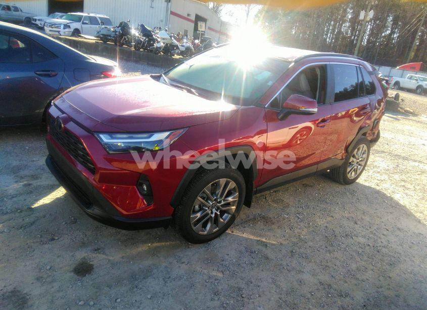 Photo 2 of 2024 Toyota Rav4 XLE PREMIUM (VIN 2T3C1RFV8RW314490)