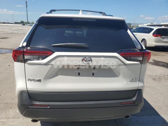 2025 TOYOTA RAV4 XLE PREMIUM (VIN 2T3C1RFV8SW366661) main photo