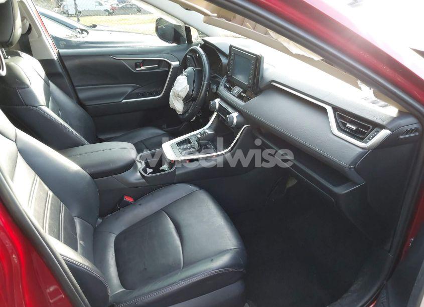 Photo 5 of 2019 Toyota Rav4 XLE PREMIUM (VIN 2T3C1RFV9KC007188)