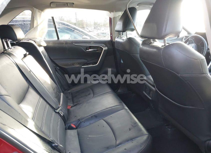 Photo 8 of 2019 Toyota Rav4 XLE PREMIUM (VIN 2T3C1RFV9KC007188)